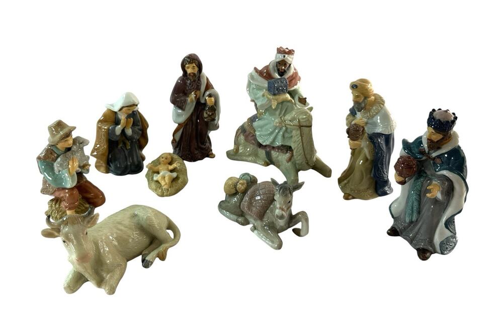 Vintage 9 Pc Porcelain Nativity Set Holy Family 3 Wise Men Camel Christmas